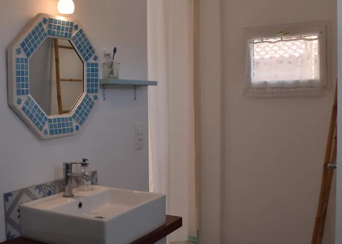 La Tamaris Maison A Partager בית הארחה